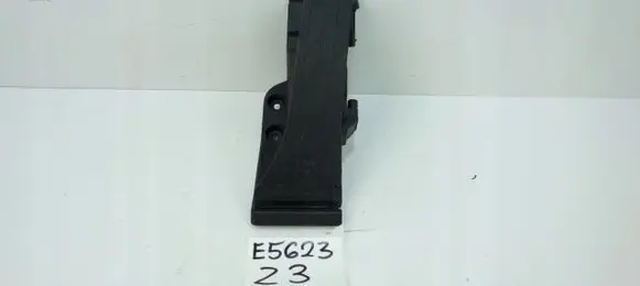 Mercedes-Benz EQS X296 Accelerator throttle pedal A2233000400