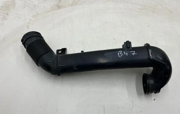 BMW X2 F39 Air intake hose/pipe 1105884S0
