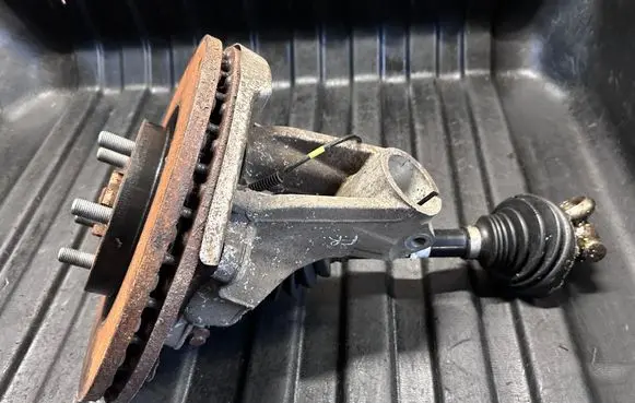 Land Rover Discovery Sport Front wheel hub spindle knuckle FK723K185AD GJ323B436CA FK721125AB