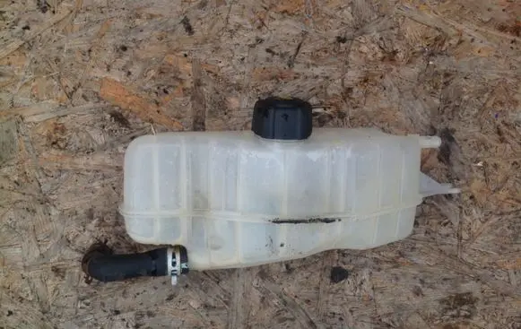 Renault Grand Modus Coolant expansion tank/reservoir
