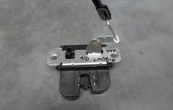 Volkswagen New Beetle Tailgate/trunk/boot lock/catch/latch 1Y0827505