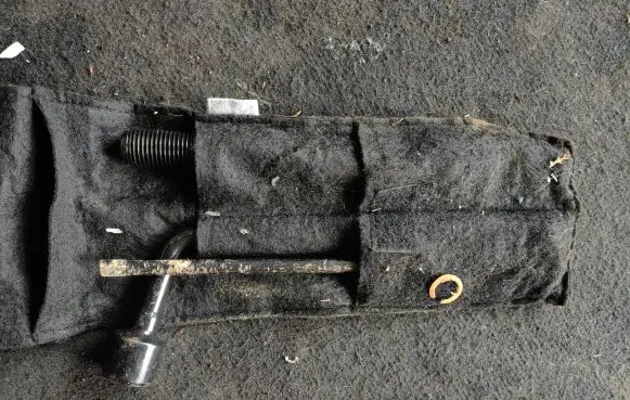 Hyundai ix35 Tool set 