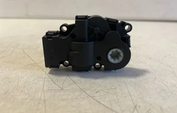 Porsche Taycan 9J1 Air flap motor/actuator EGP0064