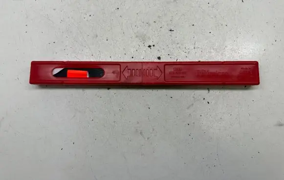 Audi A4 S4 B8 8K Emergency warning sign 8T0860251