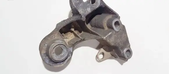 Audi A6 S6 C5 4B Engine mounting bracket 4b0199352b