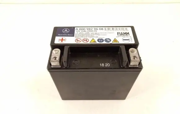 Mercedes-Benz E W212 Car battery 0009829608
