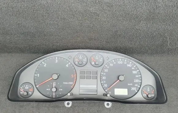 Audi A6 S6 C5 4B Speedometer (instrument cluster) 4B0919860E