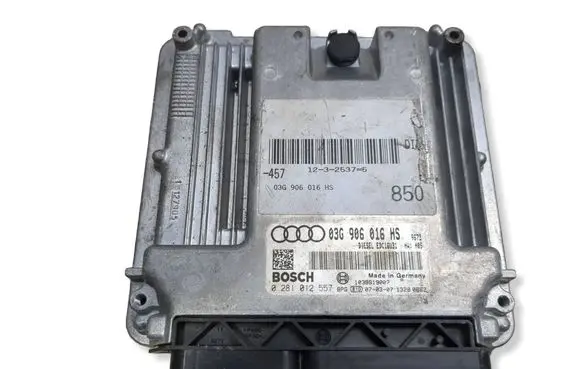 Audi A4 S4 B7 8E 8H Engine control unit/module 03G906016HS 1039S19007 0281012557
