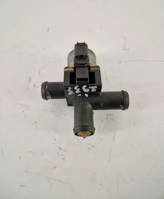 Mercedes-Benz E W211 Valve A0005062864