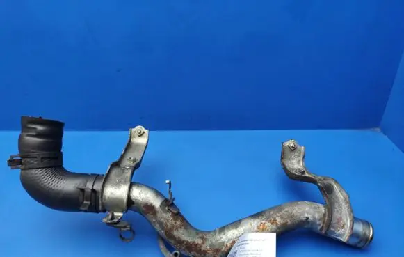 Lexus IS 220D-250-350 Engine coolant pipe/hose