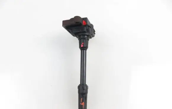 Mitsubishi Carisma High voltage ignition coil H6T12471A