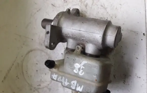 Mercedes-Benz A W168 Master brake cylinder