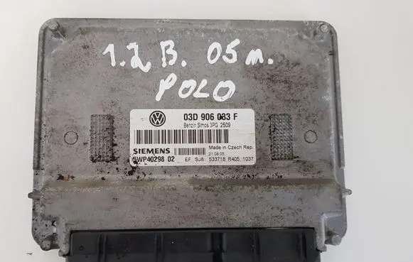 Volkswagen Polo Engine control unit/module 03D906033F 5W4029802