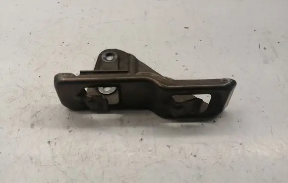 Toyota Avensis T250 Headlight/headlamp mounting bracket 5208205010