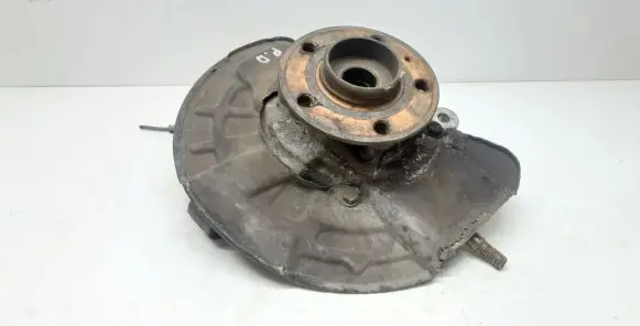 Volvo S60 Front wheel hub spindle knuckle 9461944 P39960653