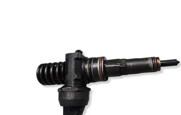 Audi A6 S6 C5 4B Fuel injector 038130073AR 0414720214
