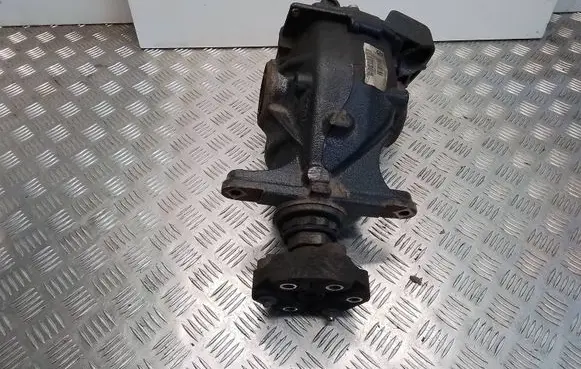 BMW 1 F20 F21 Rear differential 7605587
