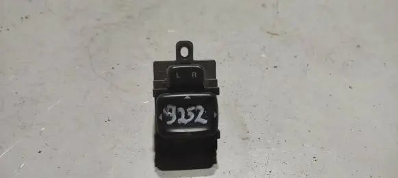 Mazda 6 Electric window control switch