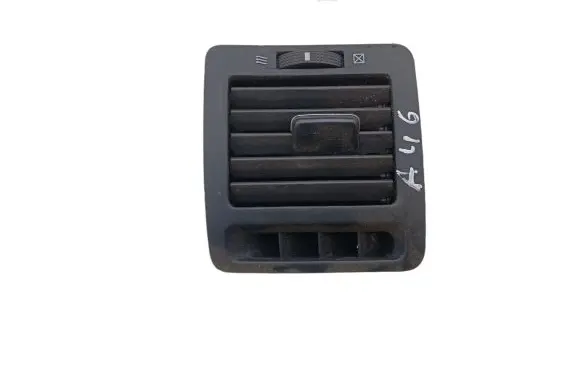 Toyota Corolla Verso E121 Dashboard side air vent grill/cover trim 5566013020