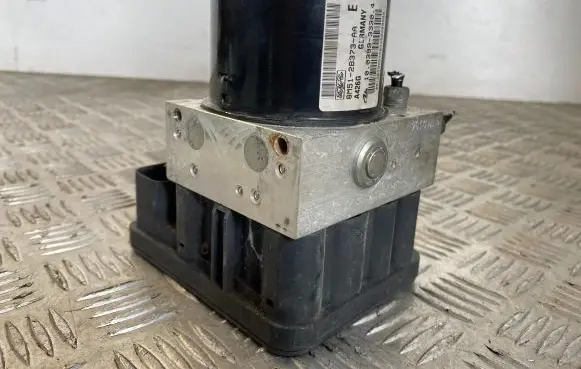 Ford Focus ABS Pump 8M512B373AA A426G 10039933304