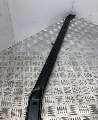 Top upper radiator support slam panel