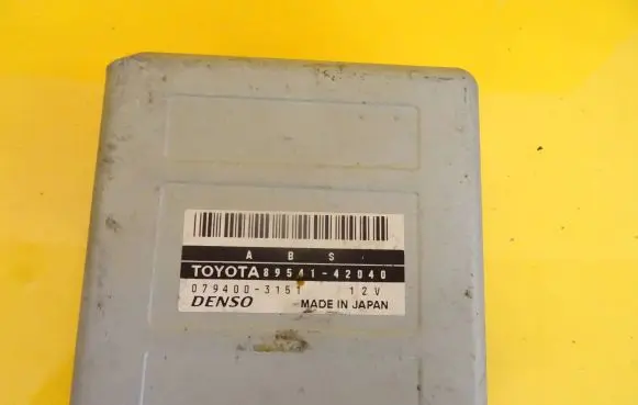 Toyota RAV 4 (XA10) Airbag control unit/module 079400-3151 8954142040