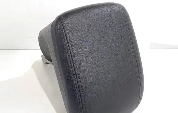 Opel Zafira C Armrest 