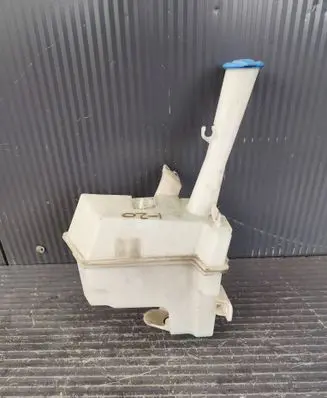 Hyundai i20 (GB IB) Windshield washer fluid reservoir/tank 98610C8010