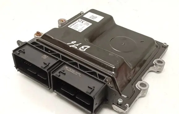 Volvo V40 Engine control unit/module 31452623