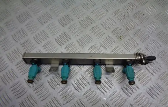 Hyundai i20 (PB PBT) Fuel main line pipe 35310-03000