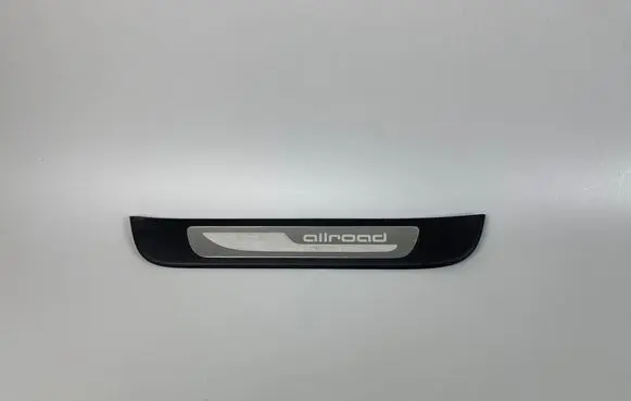 Rear sill trim cover