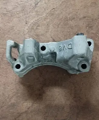 Peugeot 3008 I Engine mounting bracket 9688615780