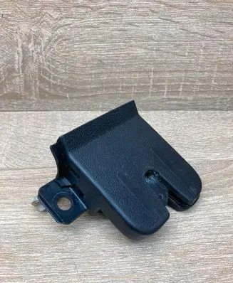 Volkswagen Touareg I Tailgate/trunk/boot lock/catch/latch 7L6827505