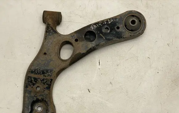 Toyota RAV 4 (XA30) Front control arm