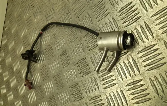 Volkswagen Arteon Shooting Brake Fuel injector 05L131113P