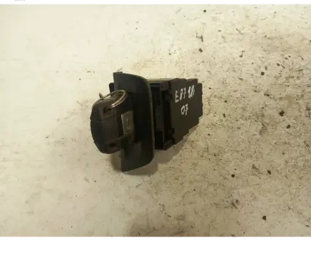BMW 1 E81 E87 Engine start stop button switch 10862510