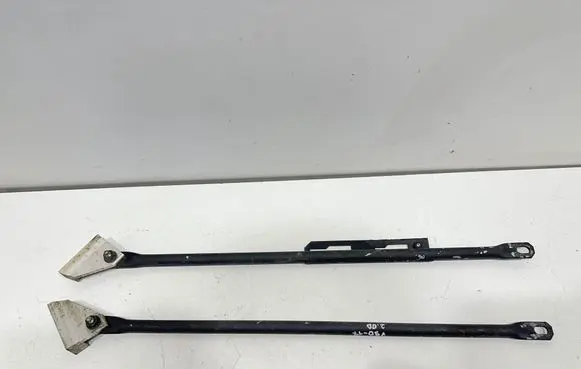 Volvo S90, V90 Radiator support slam panel bracket 31651562 31651561