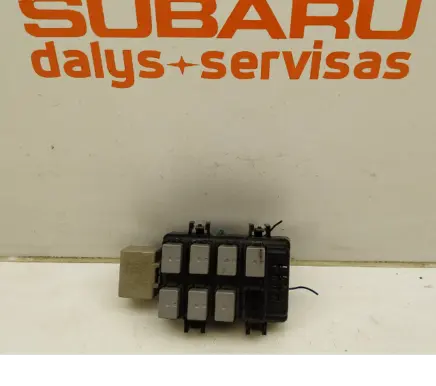 Subaru Legacy Fuse box set 86111AG000 0665005480