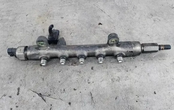 Mazda 6 Fuel main line pipe A0060DENSO