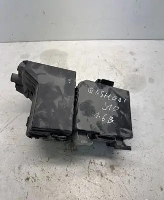 Nissan Qashqai Fuse box set 3191364C8 24382BB00B GF20MD10
