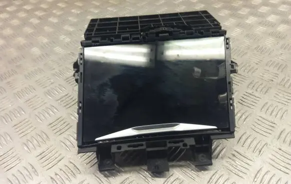 BMW 3 G20 G21 Glove box central console 6806795