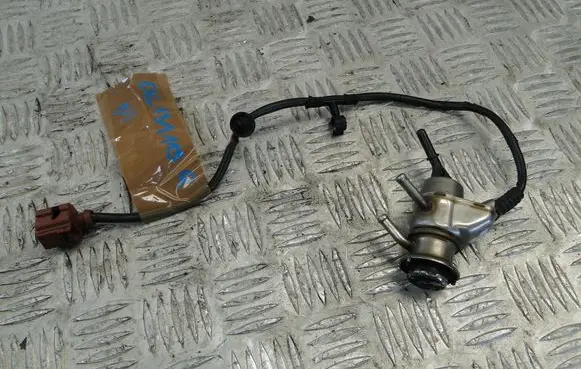 Audi Q3 F3 AdBlue injector