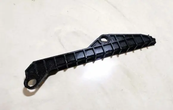 Nissan Primera Slide rail for timing chain 