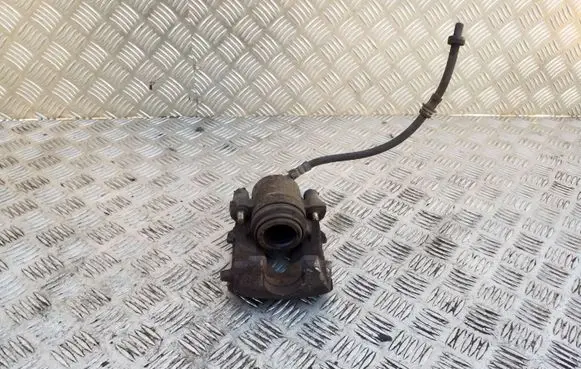 Volkswagen Polo IV 9N3 Front brake caliper