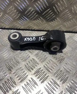 Toyota Aygo AB40 Engine mount bracket
