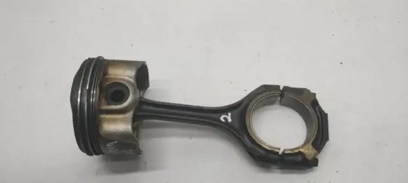 Mercedes-Benz C W204 Piston with connecting rod