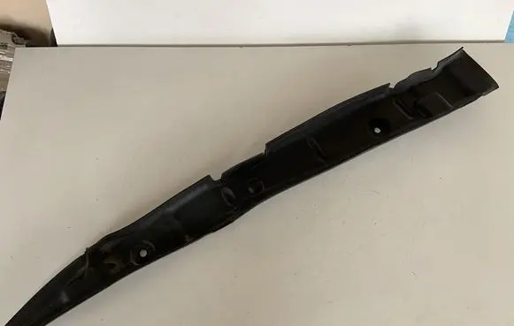 Audi Q5 SQ5 Fender end trim 80A821111