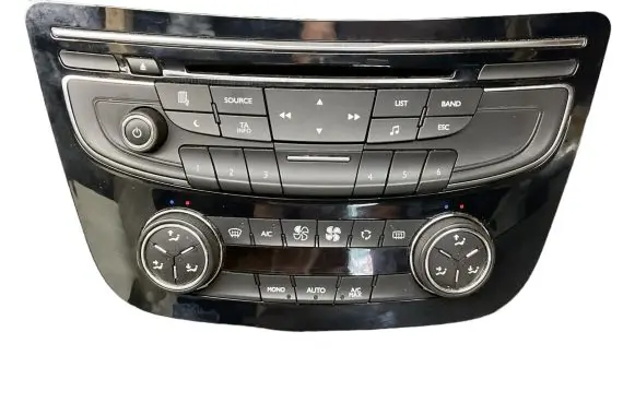 Peugeot 508 Climate control unit E1060946M01
