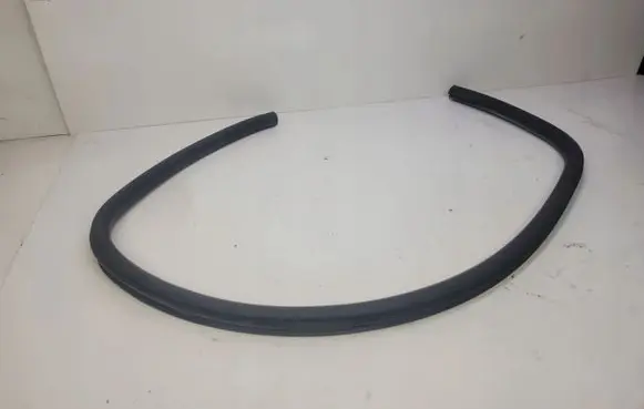 Audi A3 S3 8P Rubber seal rear door 8P7831707