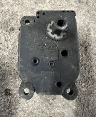 Fiat Ulysse Air flap motor/actuator A21200100 EAM590 300404